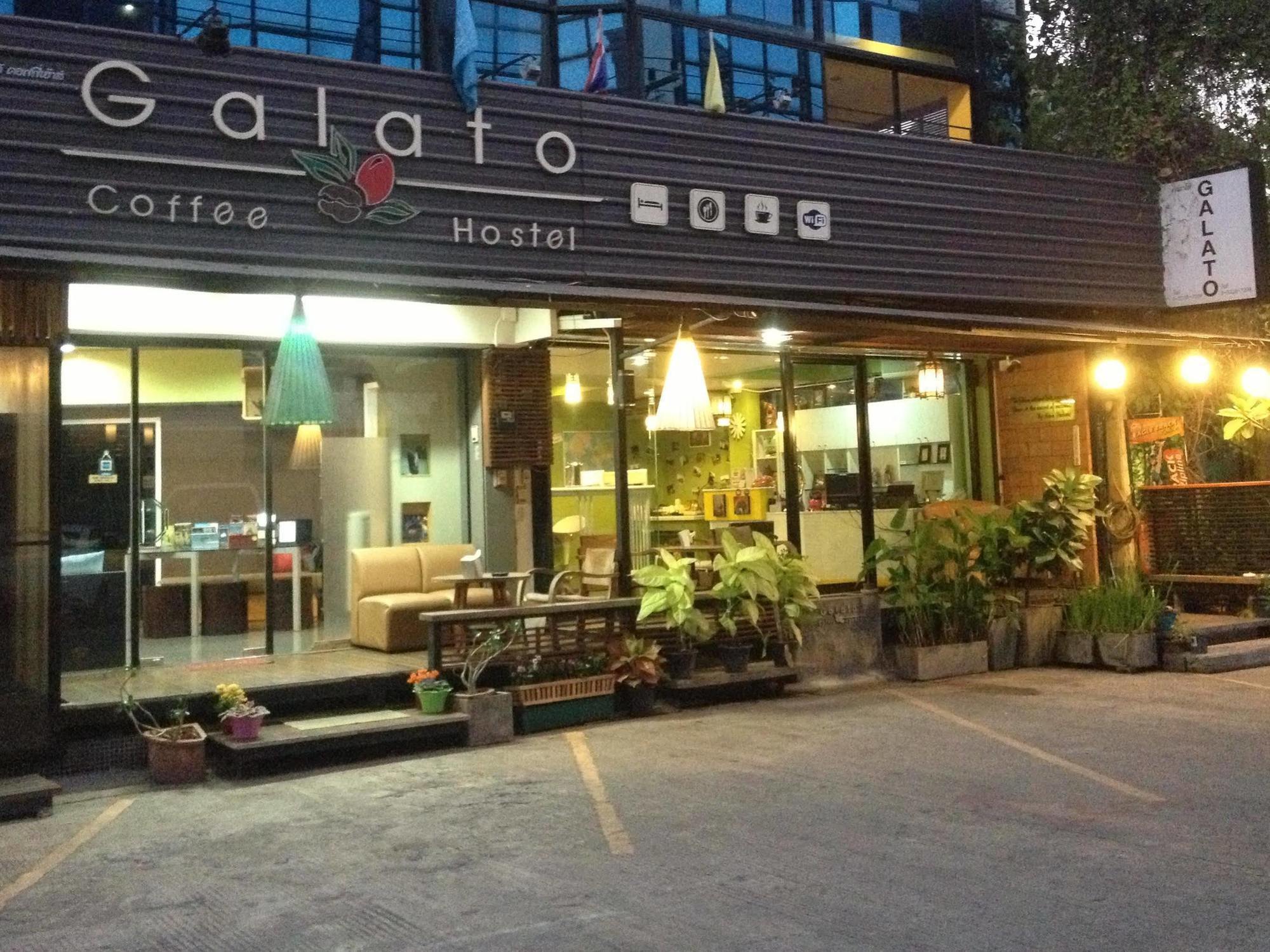 צ'יאנג מאי Galato Coffee & Hostel מראה חיצוני תמונה